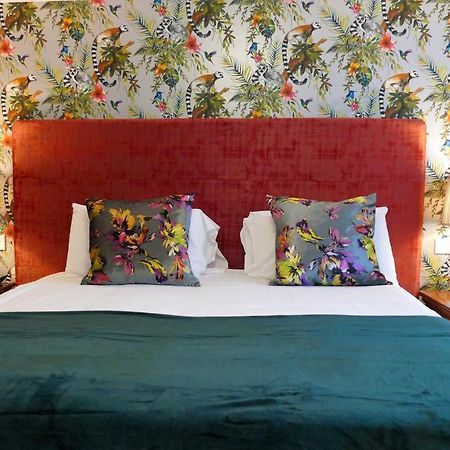 Nesbitt Arms Boutique Hotel Ардара Екстериор снимка