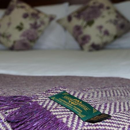 Nesbitt Arms Boutique Hotel Ардара Екстериор снимка
