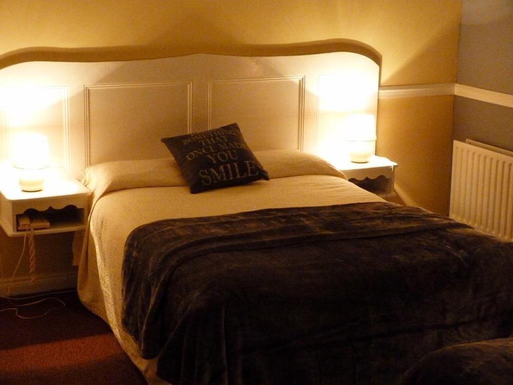 Nesbitt Arms Boutique Hotel Ардара Екстериор снимка